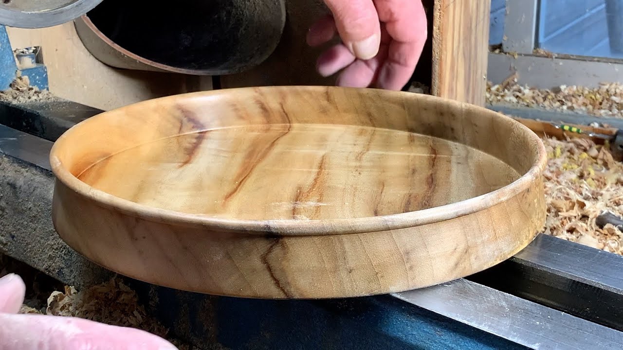 Richard Raffan turns a camphor sewing tray