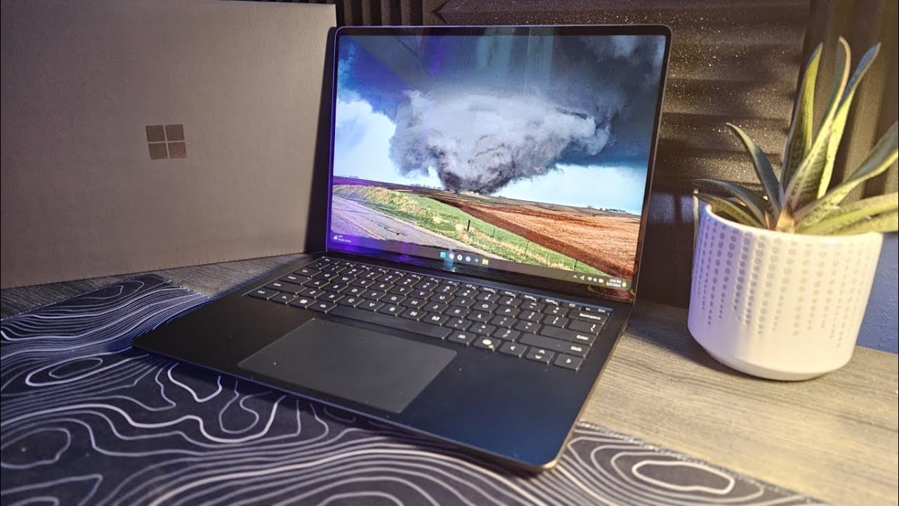 Surface Laptop 7 13.8