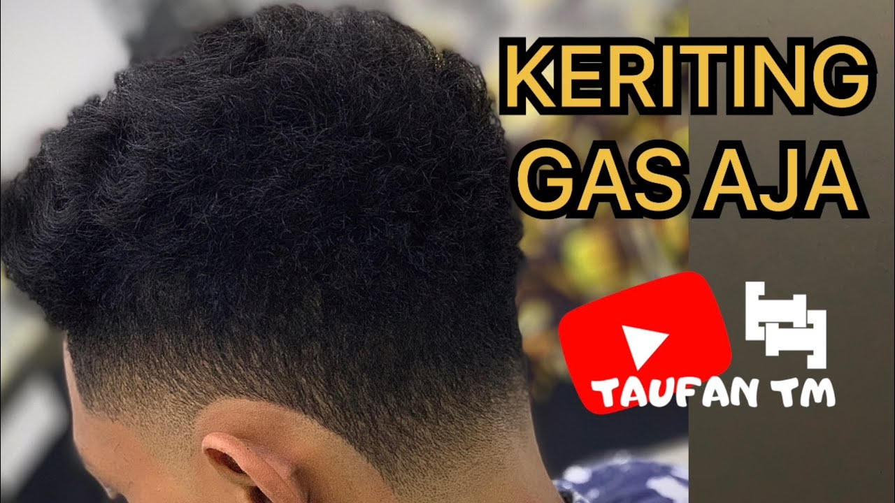 Potong rambut samping yang sangat keriting
