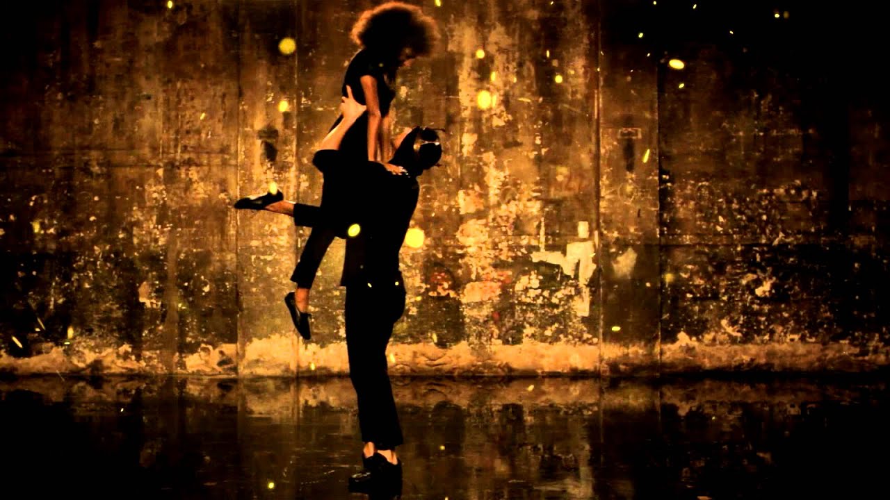 Esperanza Spalding Crowned & Kissed Official