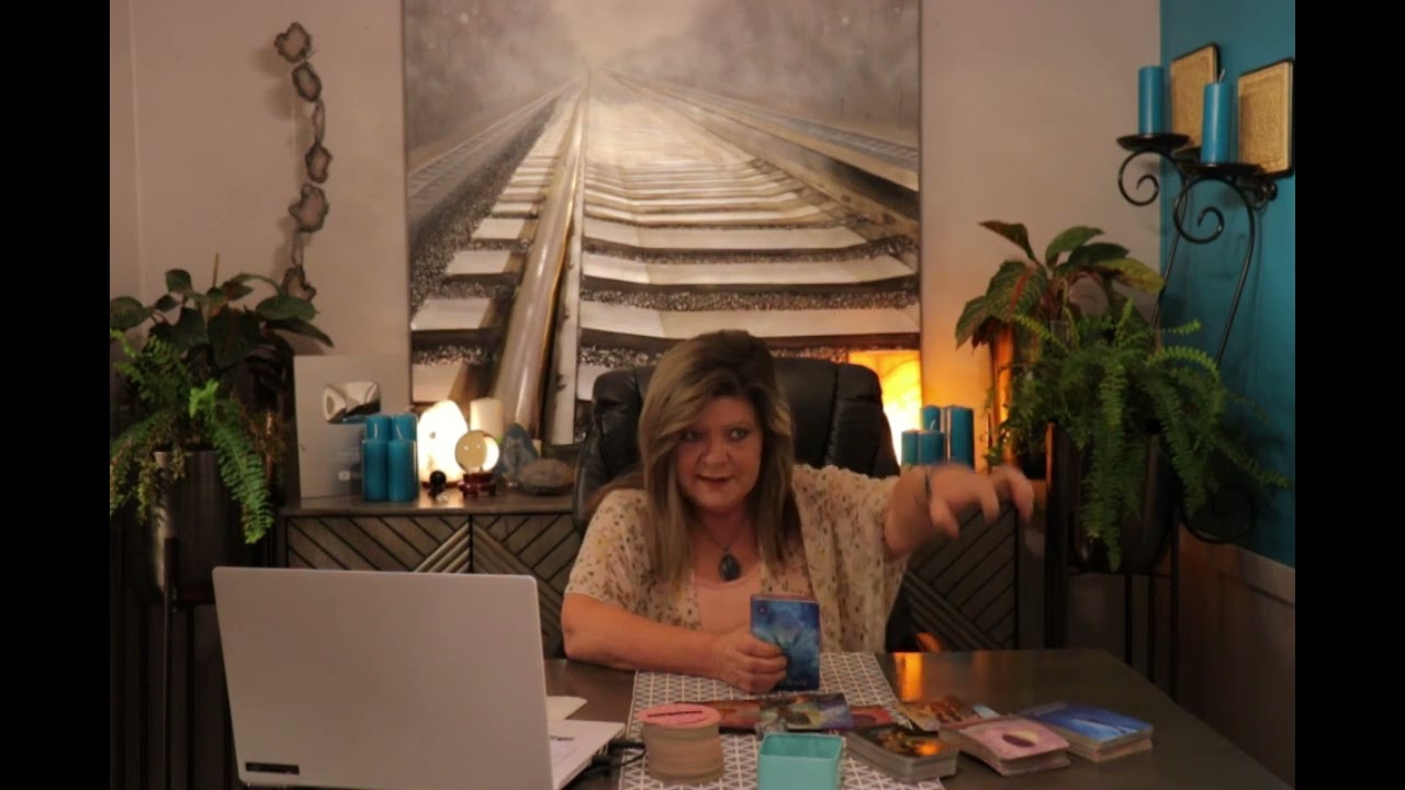 CAPRICORN DEC 31 HIGHER FORCES HERE! EAGLE AND OWL SPIRITS REVEALING THE TRUTH