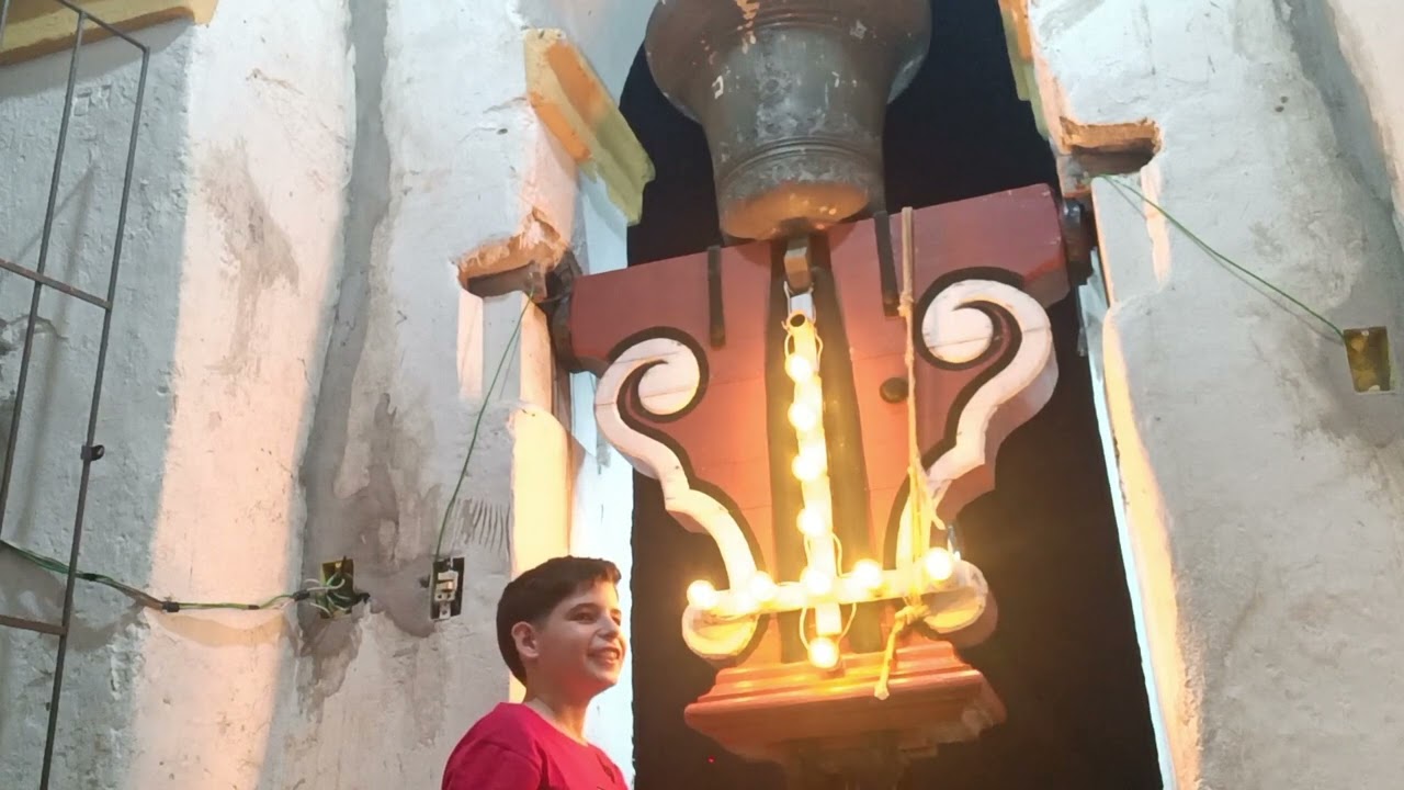 Dobres e repiques nos sinos da capela de Bom Jesus do Monte