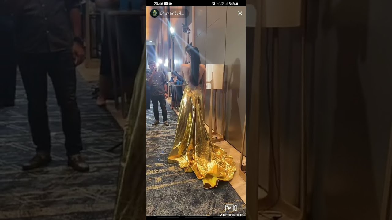 ชาล็อต จาก TikTok Live : บ้านหลักอิงฟ้า 🙏