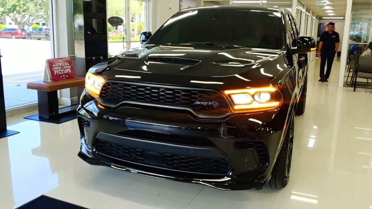 2021 Durango Hellcat 700+hp with nasty mid muffler delete sound.