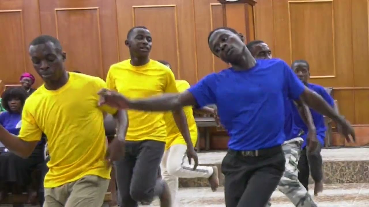 Les 100 pour cent dans les pas de Michée 4 pour un bon départ en 2024 au siège de Liloba au Gabon.