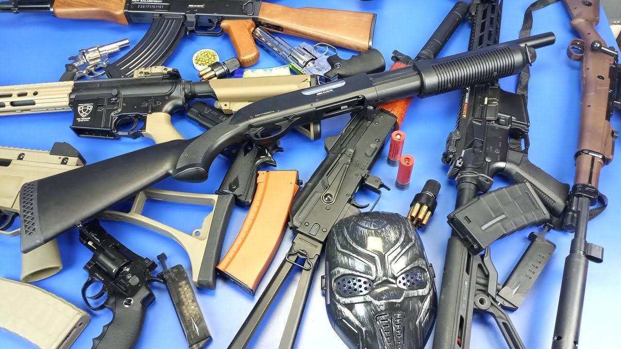 Realistic Replica Toys Guns !! Box of Toys ! Realistic AK 47,Revolver,Shotgun,Raptor M4