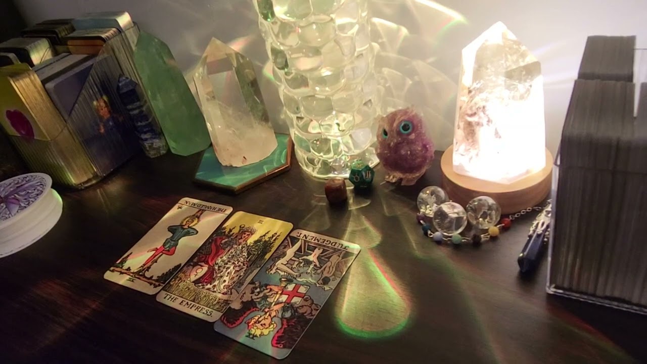 Điều họ muốn gửi gắm đến bạn bây giờ 💜