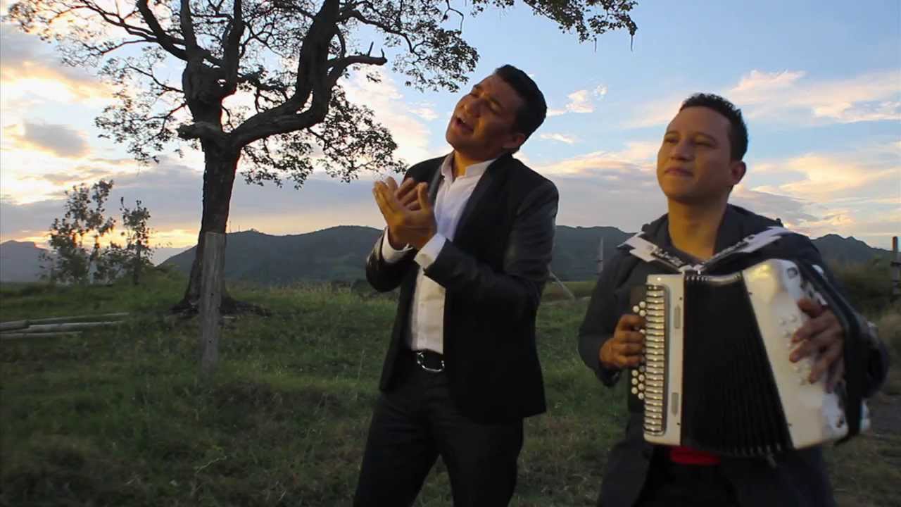 Junior Santiago y Xavier Kammerer - Tu no imaginas ( video oficial)