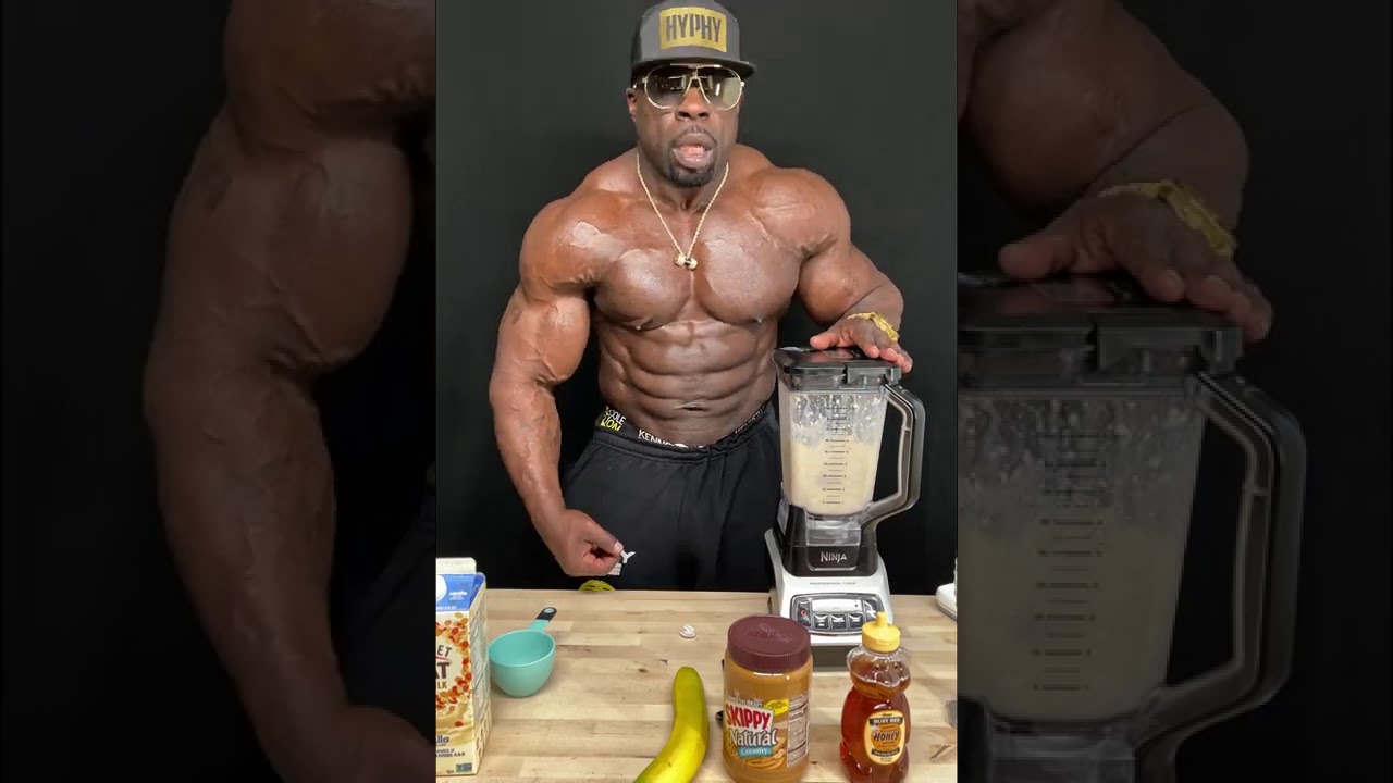 COOKING A HIGH CALORIE SHAKE (1000+ CALORIES) - Kali Muscle