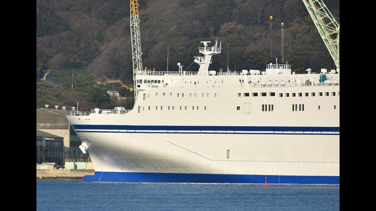 太平洋フェリー「きたかみ」出渠後の接岸　令和8年3月15日