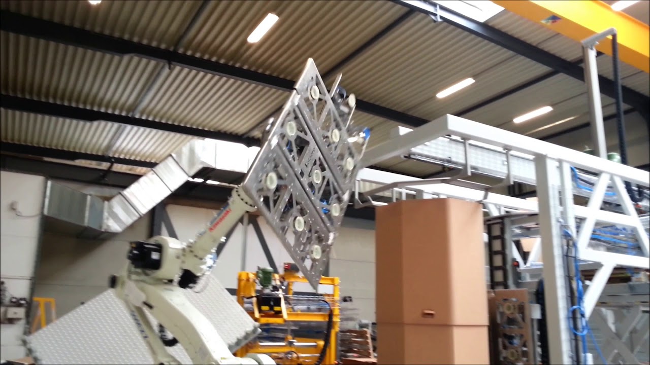 Automatic octabin/box building