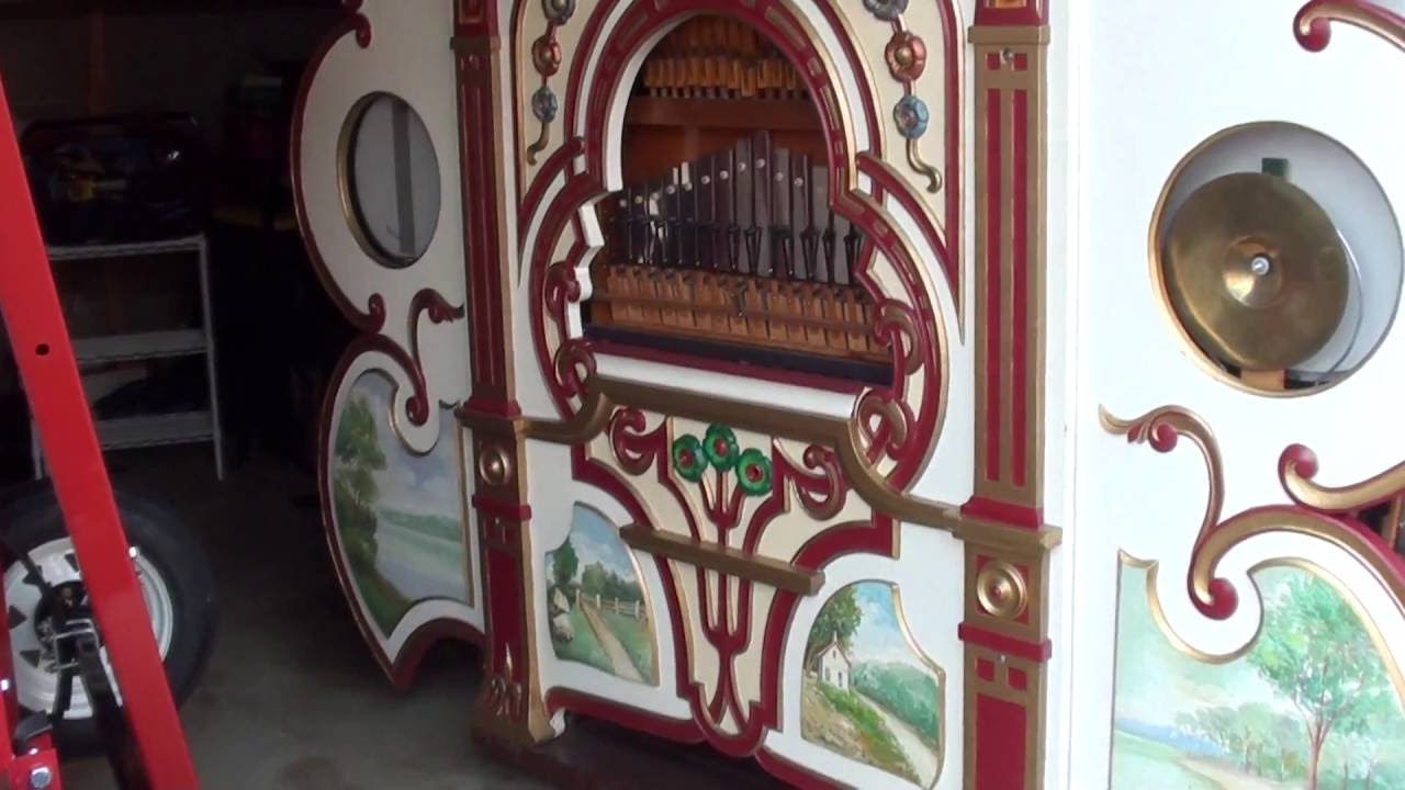 Wurlitzer band organ plays Yankee Doodle