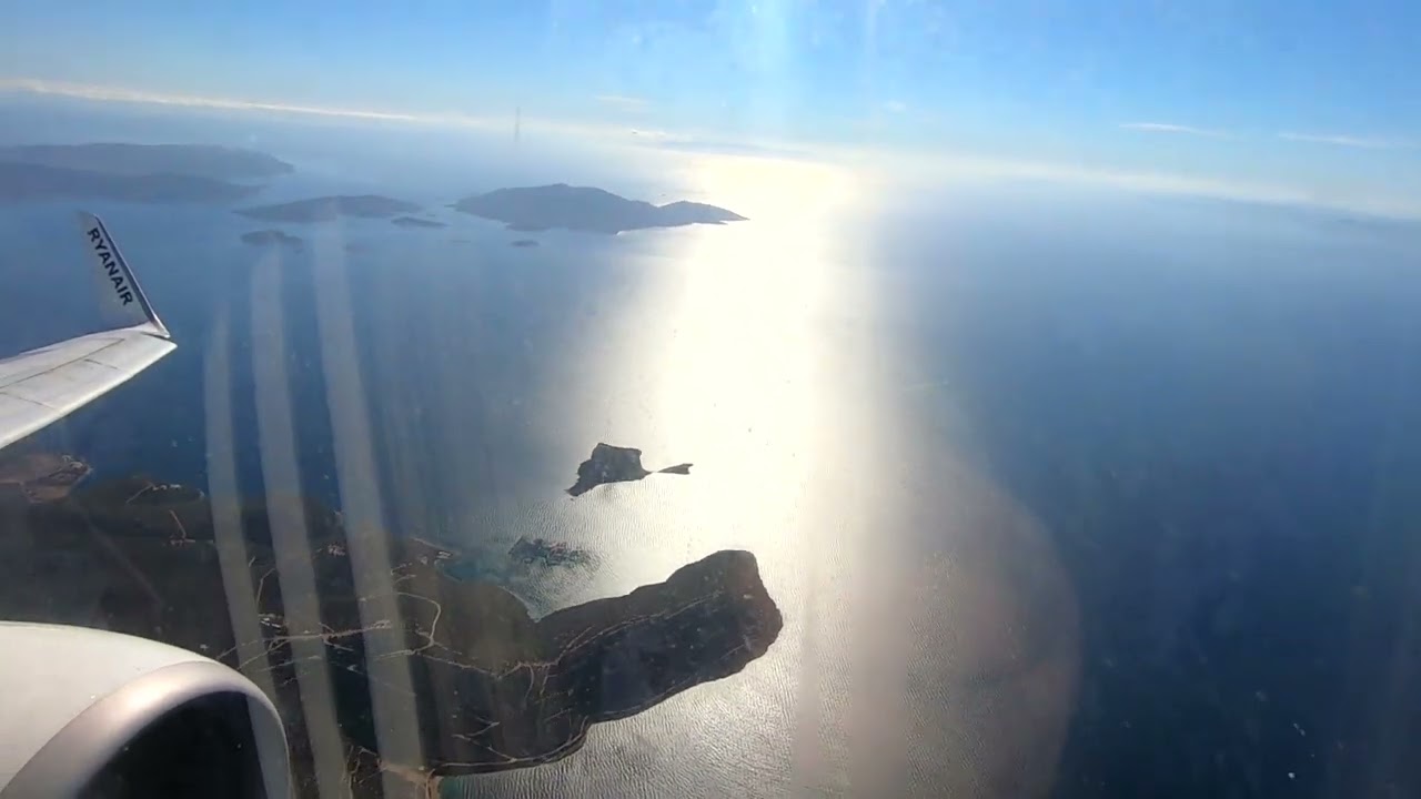 Ryanair Boeing 737-8AS (EI-EVF) Landing at Athens Airport | Greece