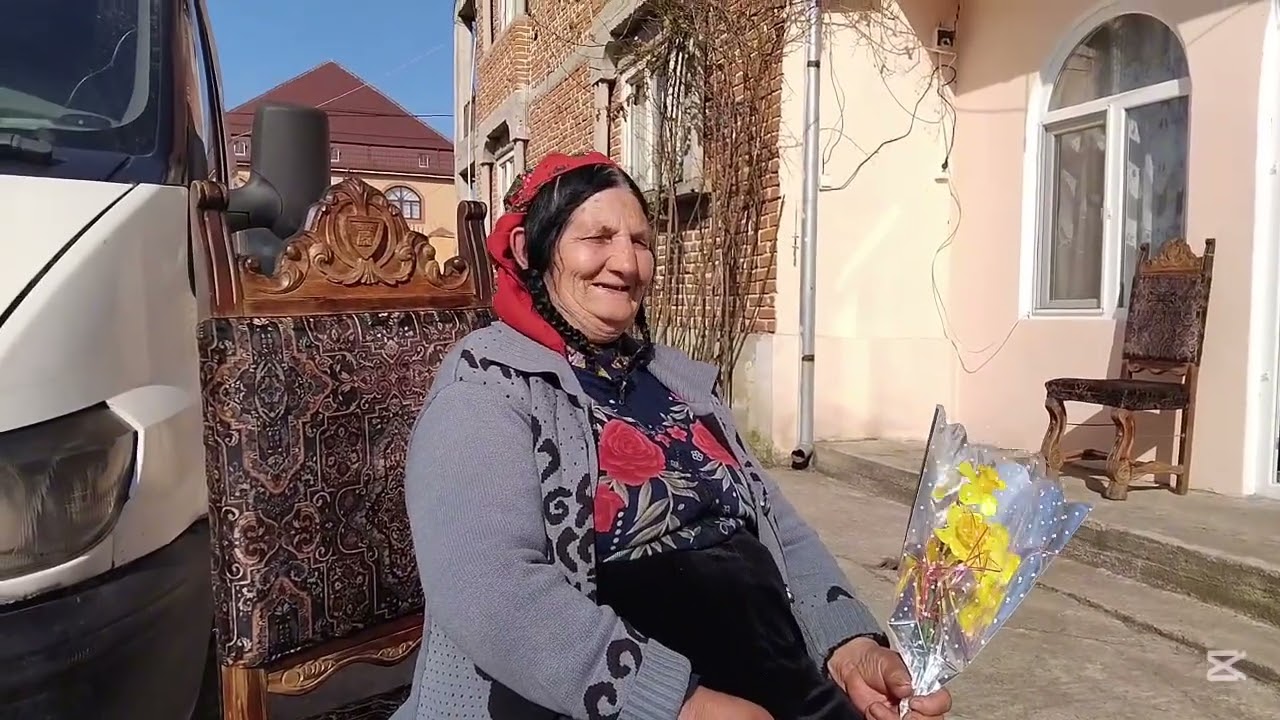 BUNICUȚA : LA ZIUA LU SOFYA ! 