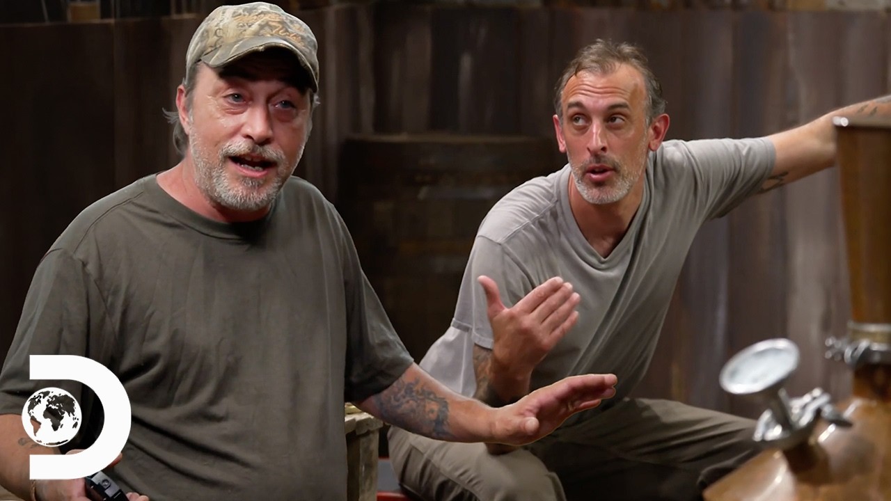 Can Distillers Make High-Proof Liquor from Prison Ingredients? | Moonshiners: Master Distiller