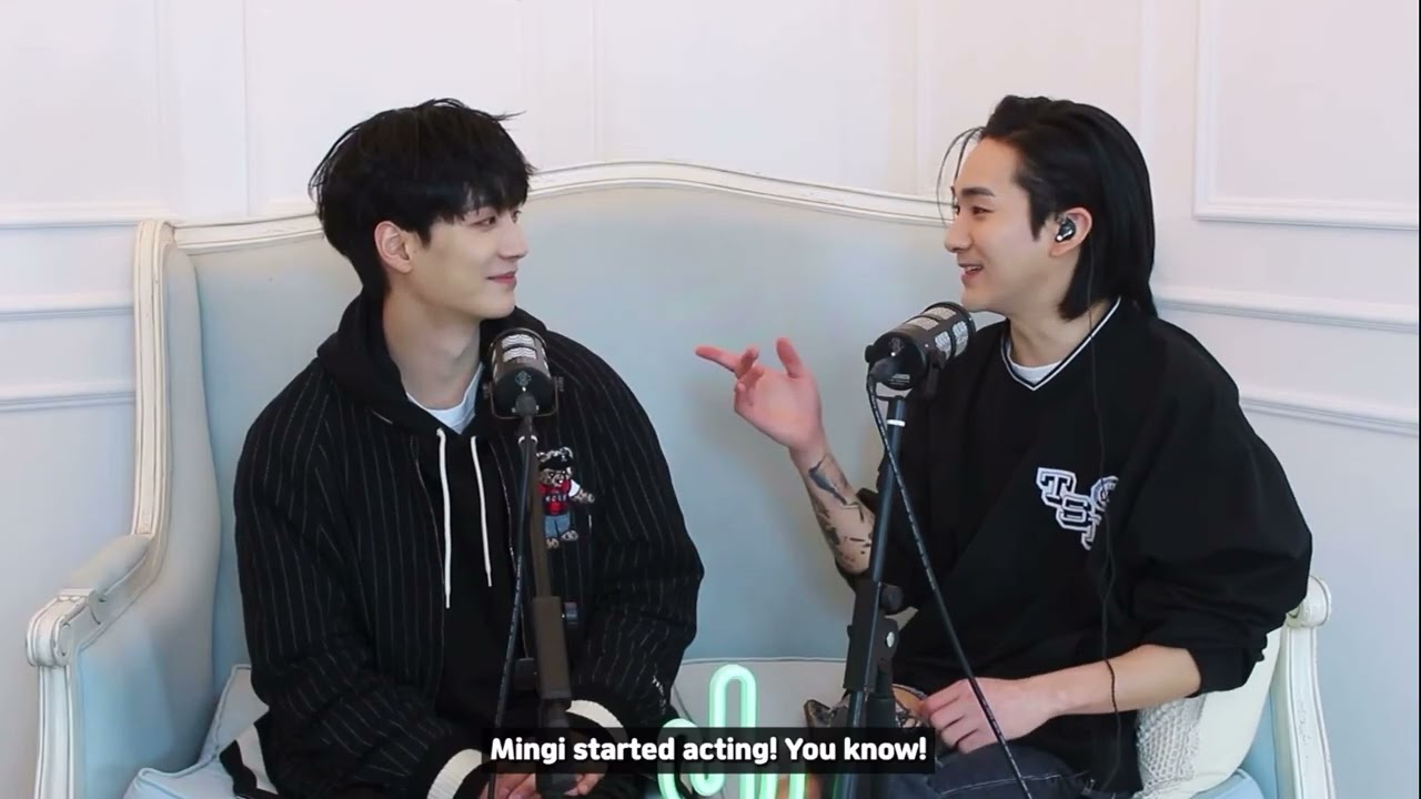 JONGHYEON and AARON Telling a Story About REN!