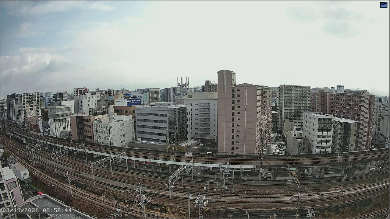 Live Cam: Hakata Station, Fukuoka, JP｜Shinkansen & Local JR Lines｜Night View｜Sunrise & Morning Sun