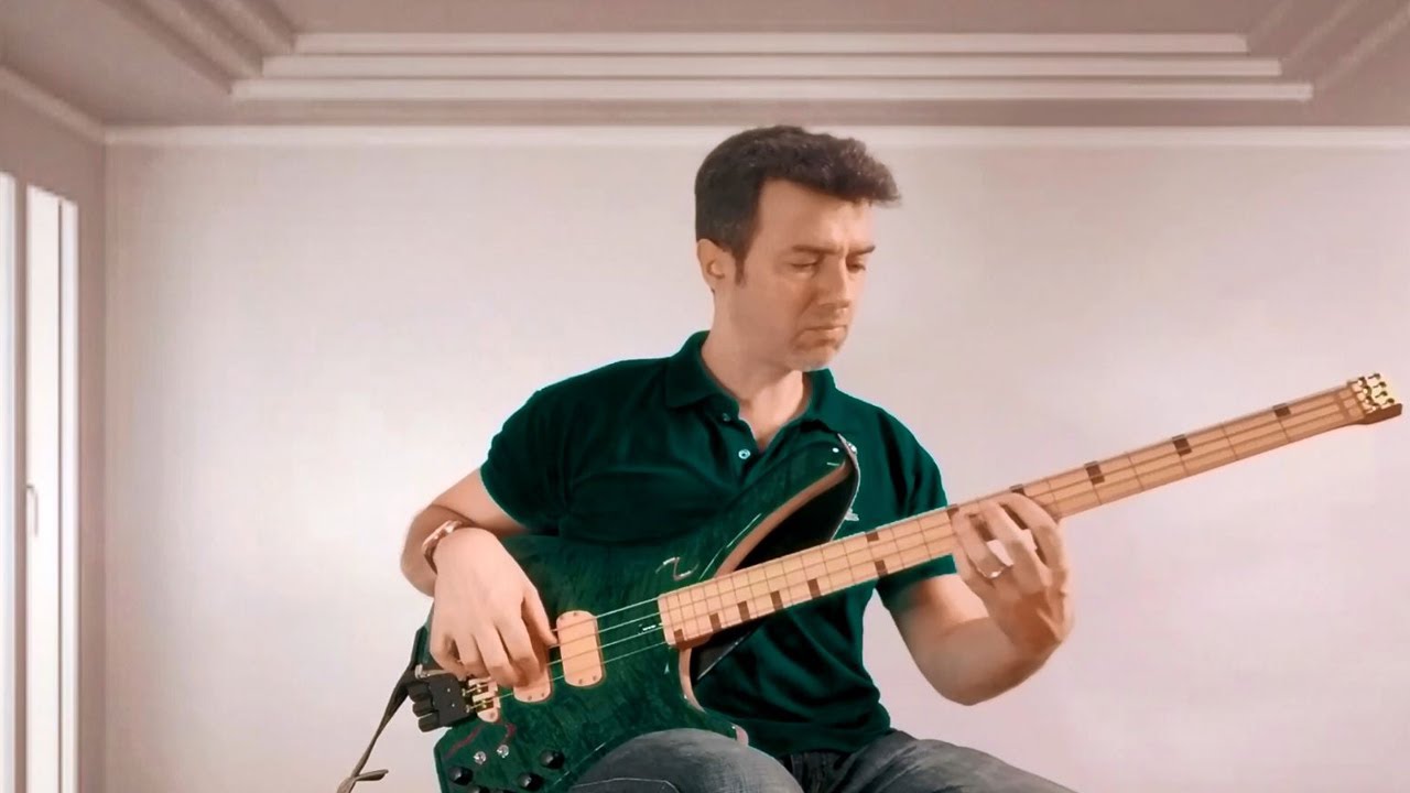 5 AMAZING JAZZ FUSION BASS LINES (Inspirational)