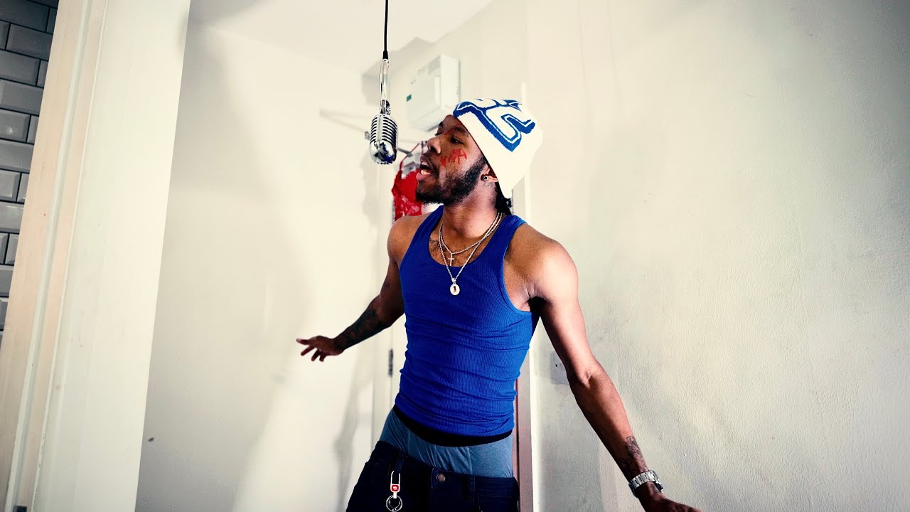 Bryco - SLUTTAZ [Open Mic Video]