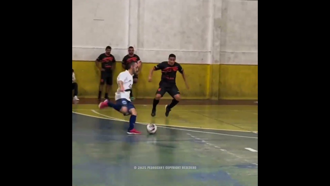 DRIBLES pra vc APRENDER no FUTSAL - Skills
