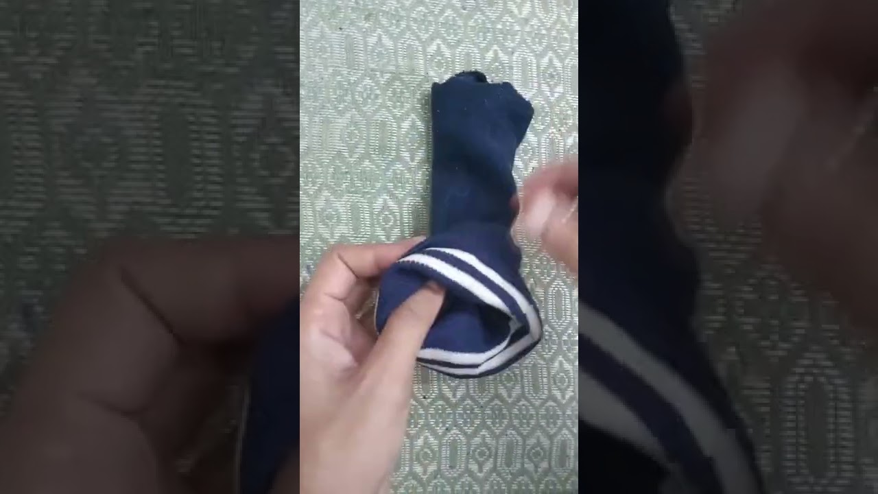 Let's make a hair bun using Socks