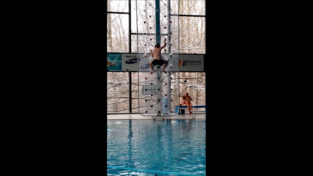 Climbing wall at Badezentrum Sindelfingen swimming pool