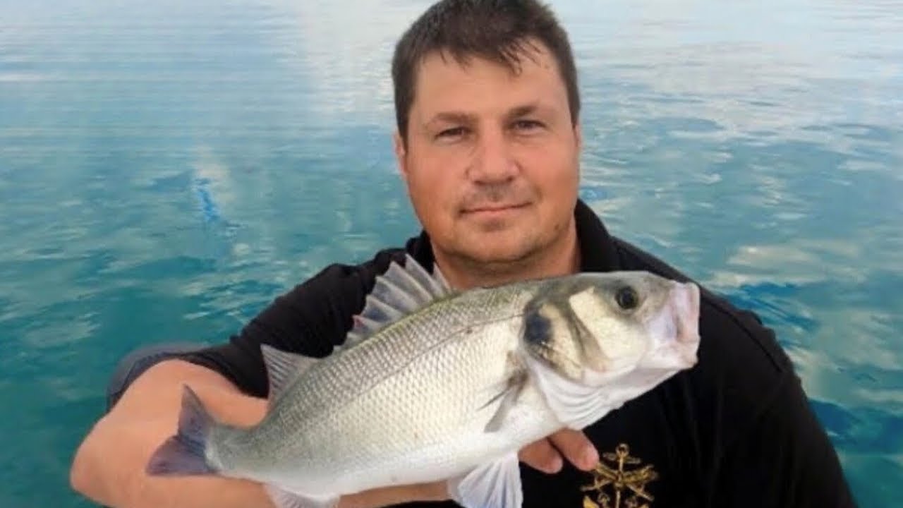 Sunrise Bass Fishing Under the Cliffs | Float & Lures