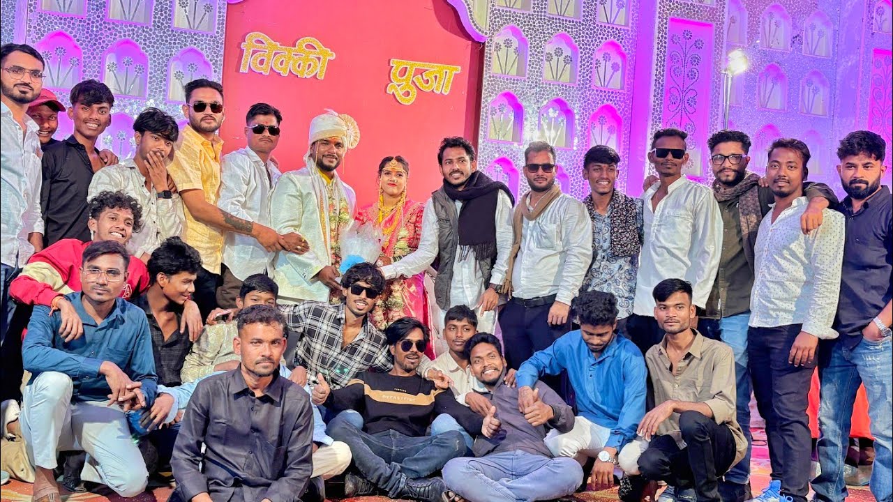 Shaadi Me 20 Dost Ek Sath 😎 Pura Hall Hila Diya 🔥