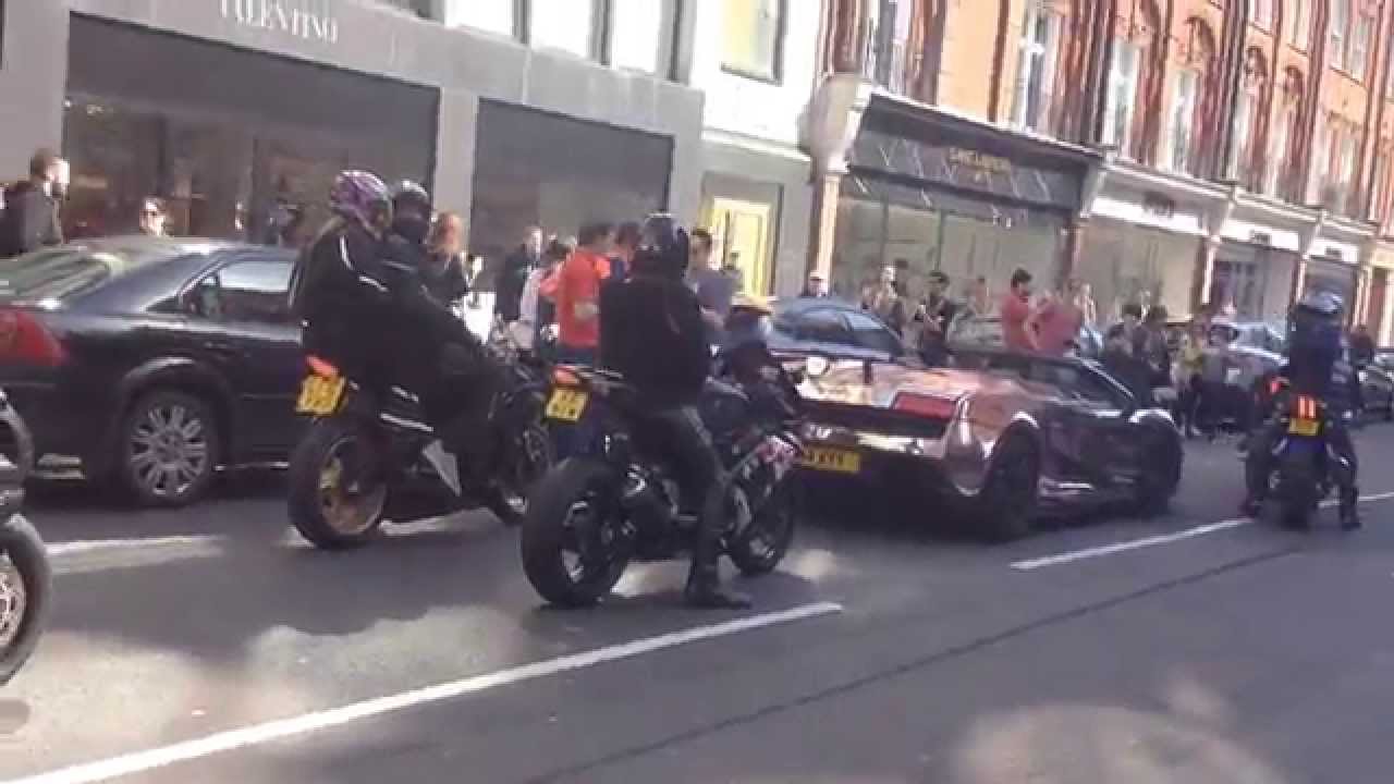 |CRAZY Superbikes and Supercar Convoy| When London Stood Still!|