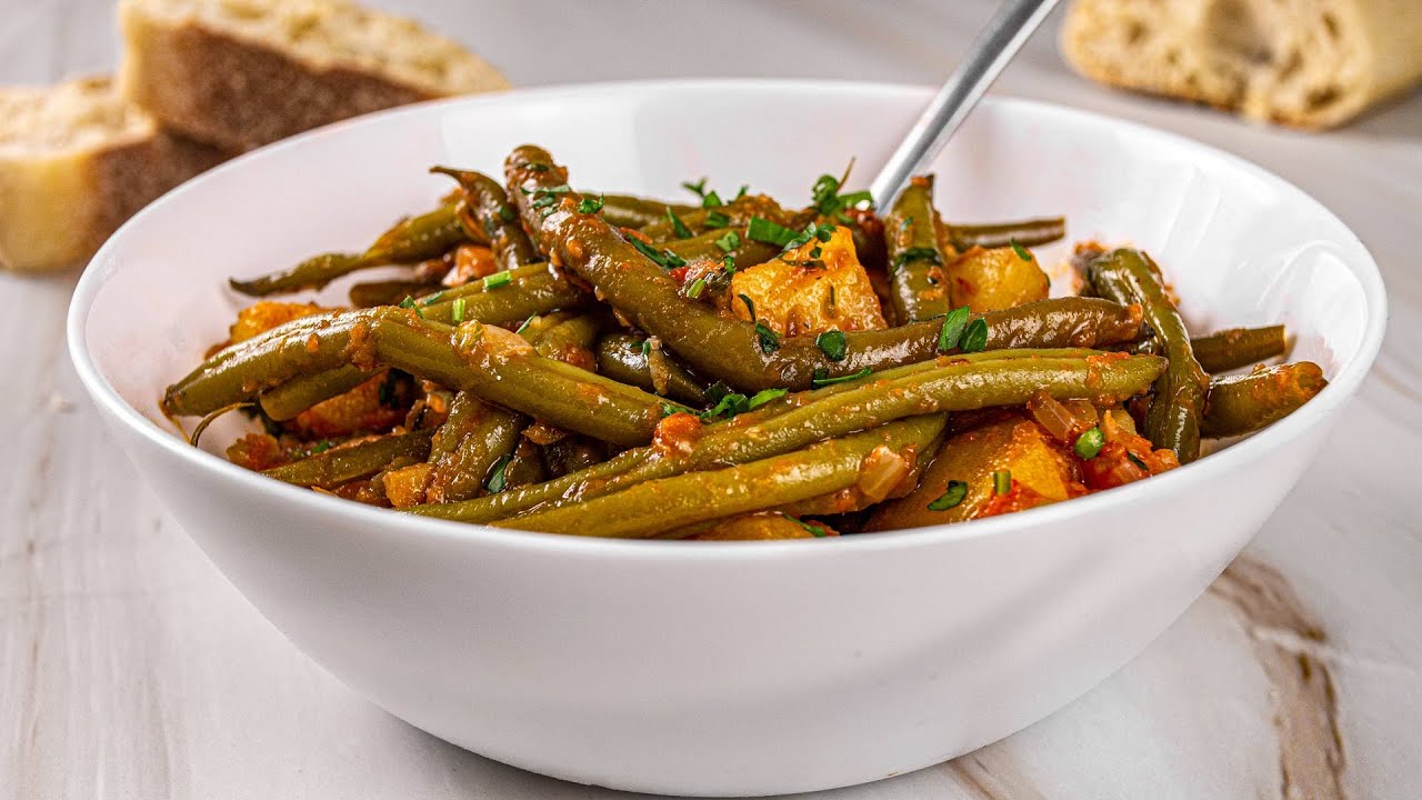 Griechische grüne Bohnen mit Kartoffeln - Fasolakia Rezept - Vegan