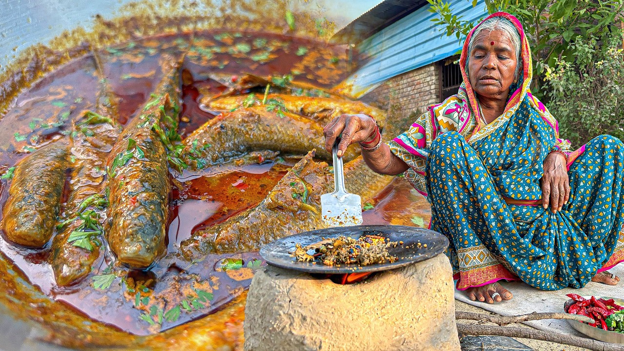 शेतीच्या अंगणात तयार झाली खमंग मच्छी करी फार्म आजीच्या स्टाईलने || Fish Curry in Grandma's Style ||