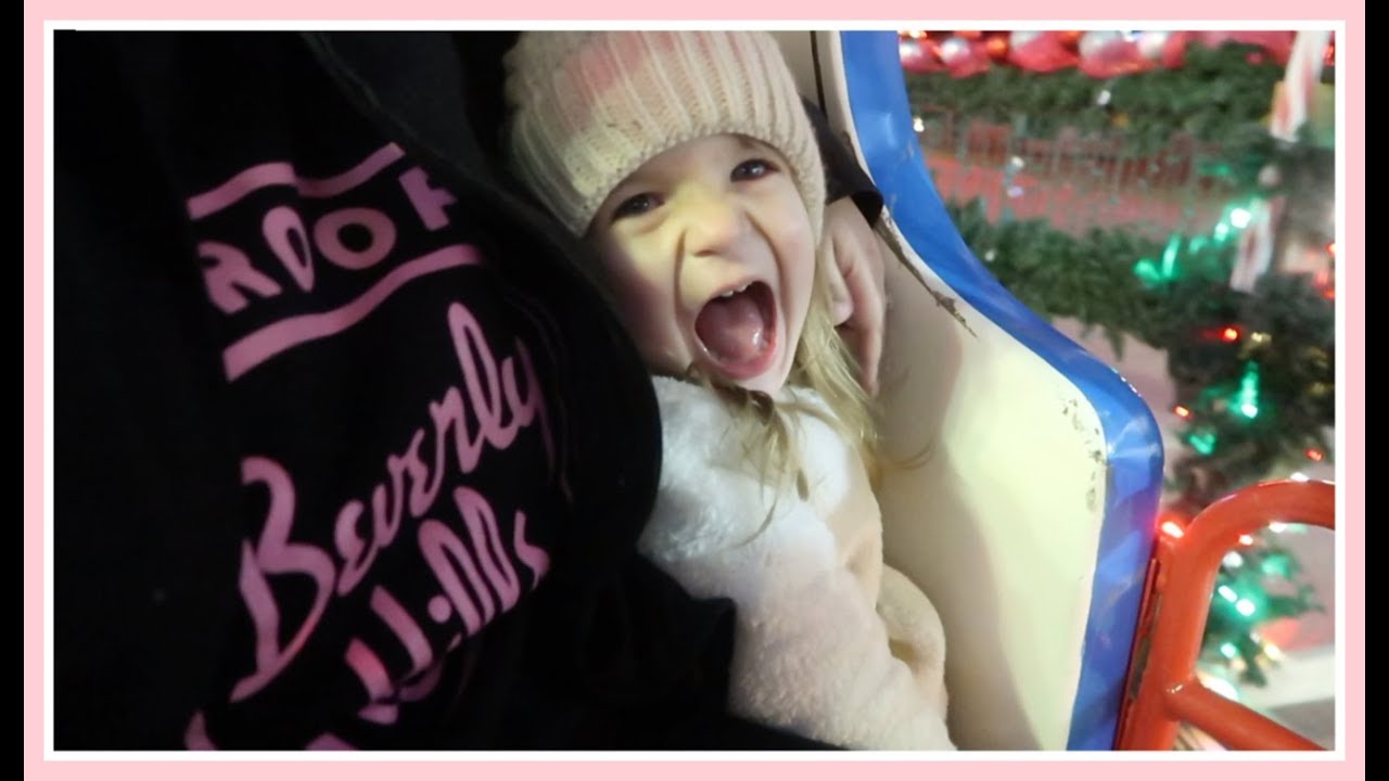 GOING TO SEE CHRISTMAS LIGHTS + BABY #2?