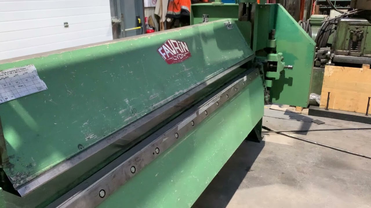 Presse plieuse hydraulique &agrave; tablier FAVRIN P4HS - www.retec-machines.com