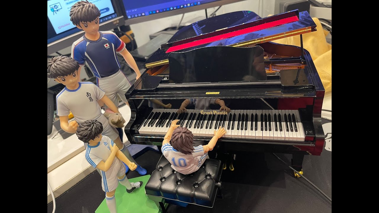 Captain Tsubasa 燃えてヒーロー  moete hero World smallest Grand Piano by Sega