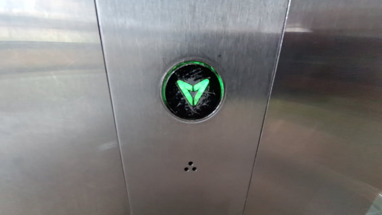 Schindler Glass Lift @ London Heathrow Airport Terminal 5