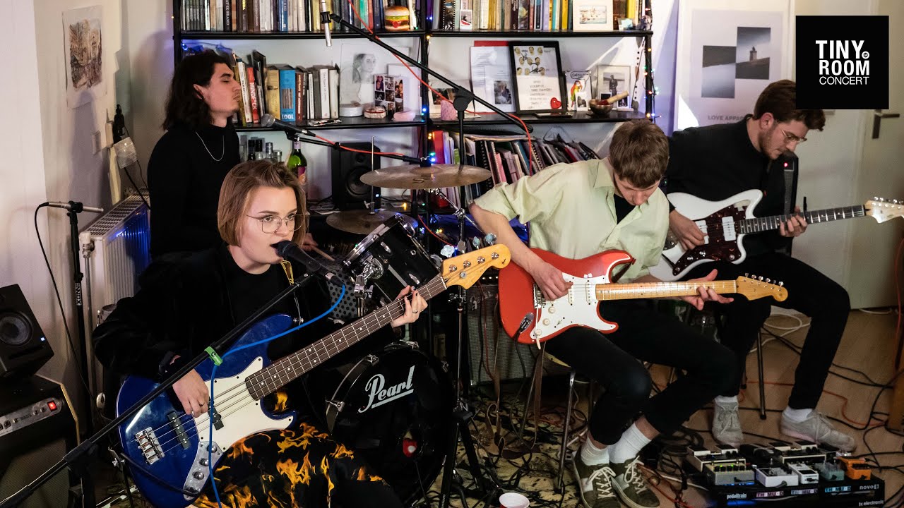 Tiny Room Concert - The Mudd