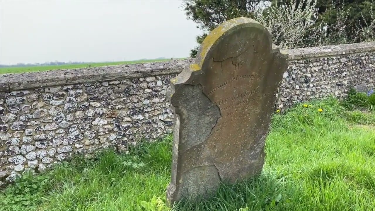 ST MARY'S CHURCHYARD TOUR, CAPEL LE FERNE (PART 1)