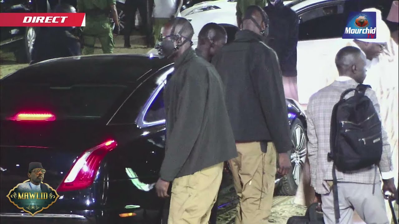 Entrée Spectaculaire de Serigne Mouhamadoul Moustapha Sy au Champs de Courses de Tivaouane