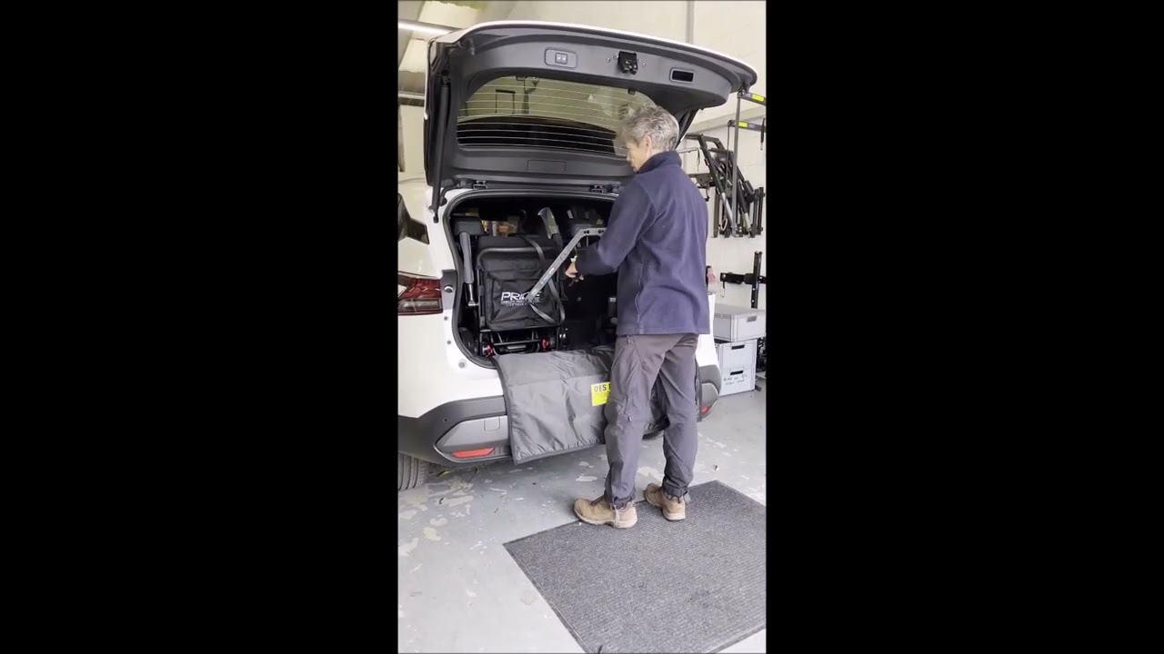 Smart Lifter LM Hoist In A Nissan Qashqai