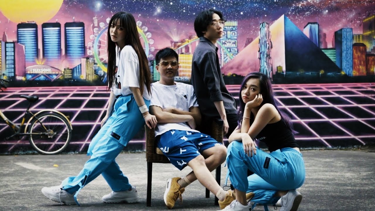 失蹤 - Bolly 阮禾茜 × Julia 吳卓源 × Chillaxe × rgry  |  Official MV