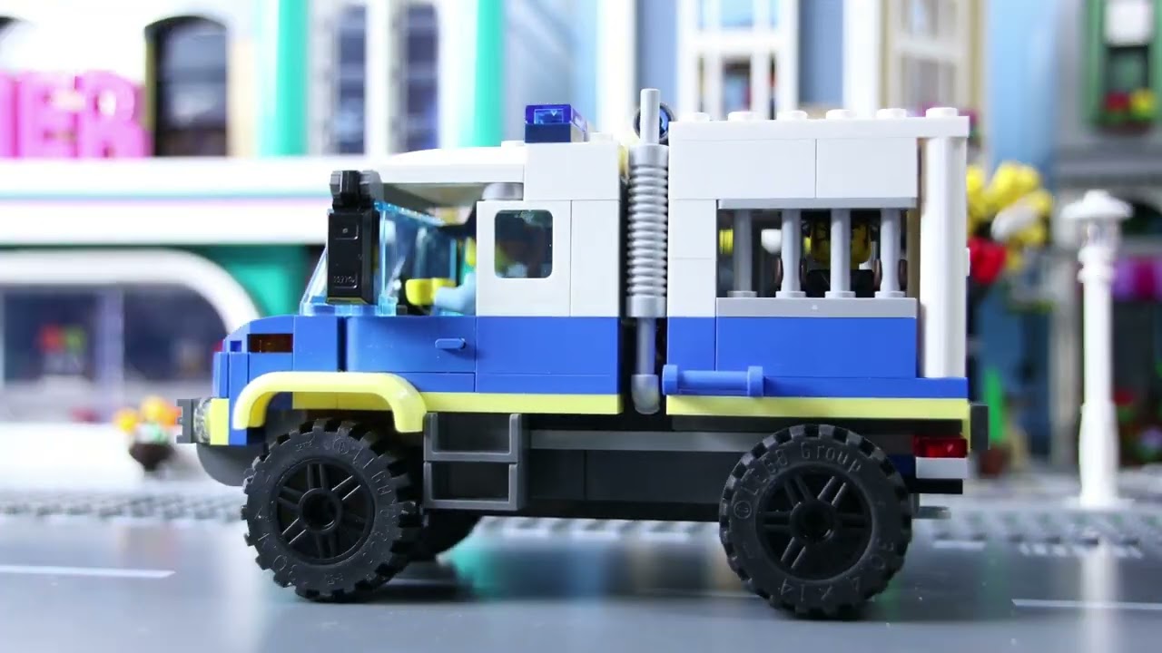 Police Breakout | Billy Bricks - WildBrain | Kid Movies