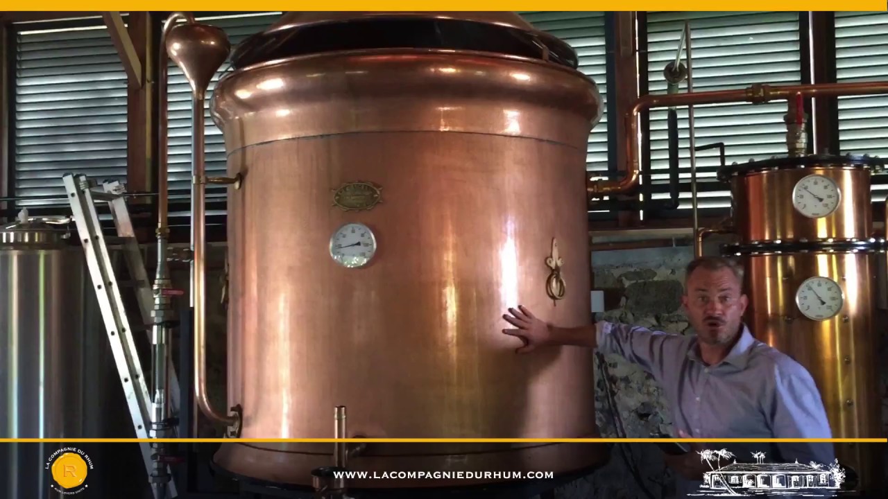 Découverte de la distillerie du rhum martiniquais A1710