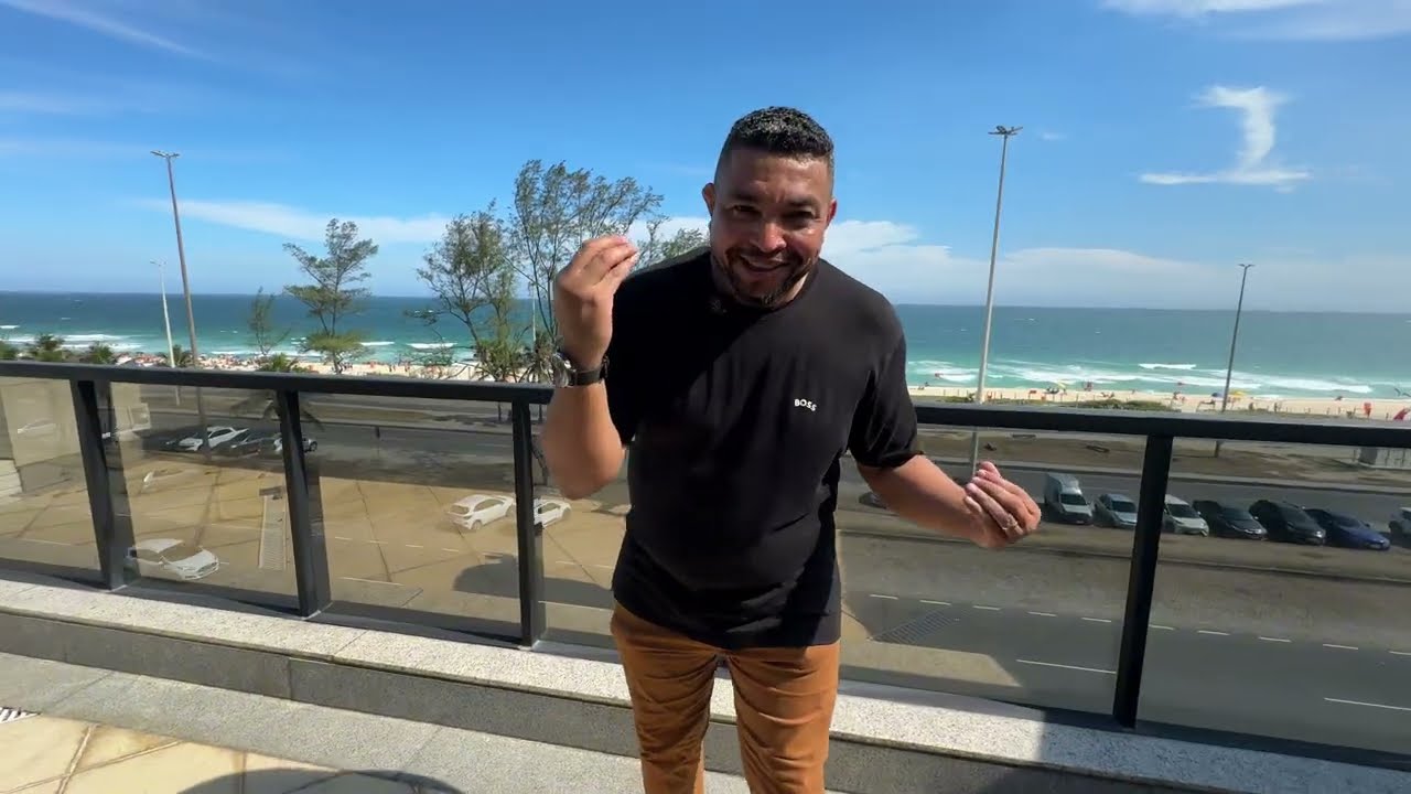 Cobertura Posto 9 – 5 Quartos, 4 Suítes e Vista Mar Deslumbrante