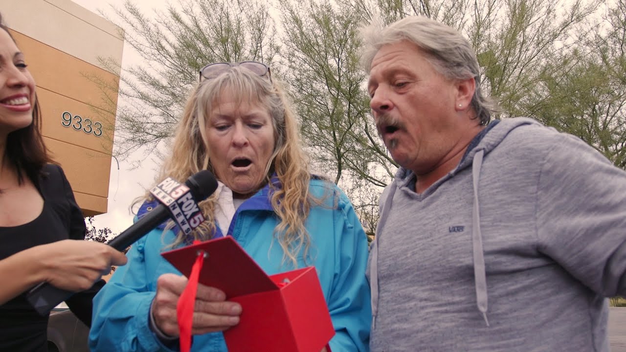 FOX5 Surprise Squad: Rainy Day Surprise