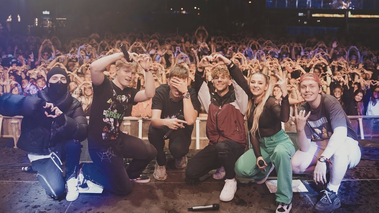 ehhf&acute;21 - wavy co-set (villemdrillem, pluuto, heleza, kaw & margiiela)