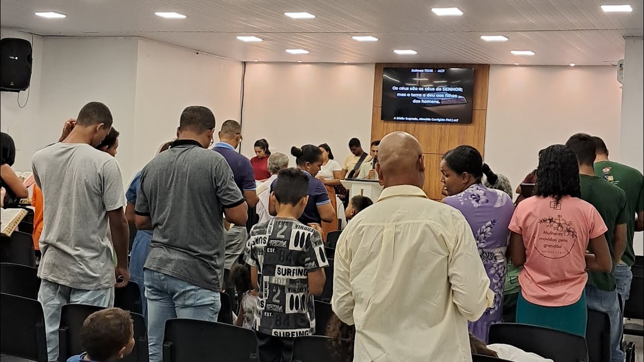 Coloque a sua vida perante o Altar do Senhor! Pr. Presidente Alan.