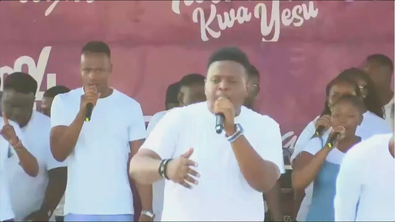 Neema Gospel  Walivyo KIWASHA! SHOW ya SHINYANGA kwenye TWENZETU KWA YESU 2024