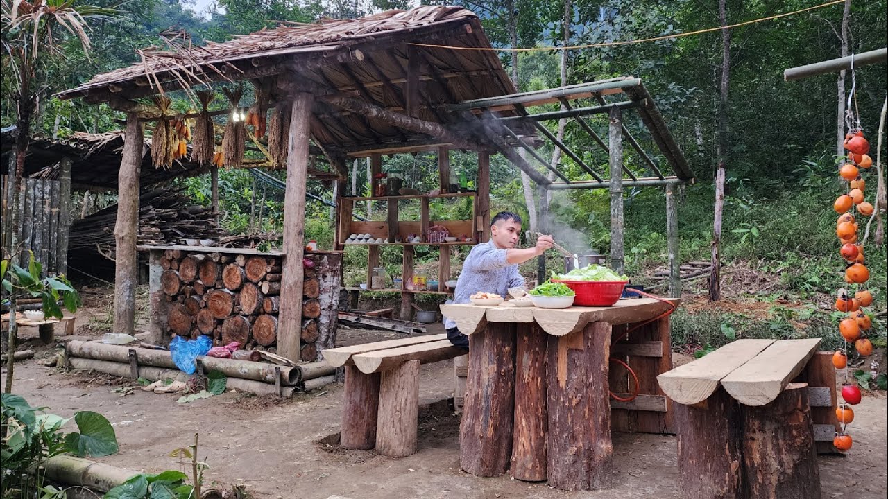 ATIMELAPSE: Life in the wilderness, living alone and building structures in the rainforest.
