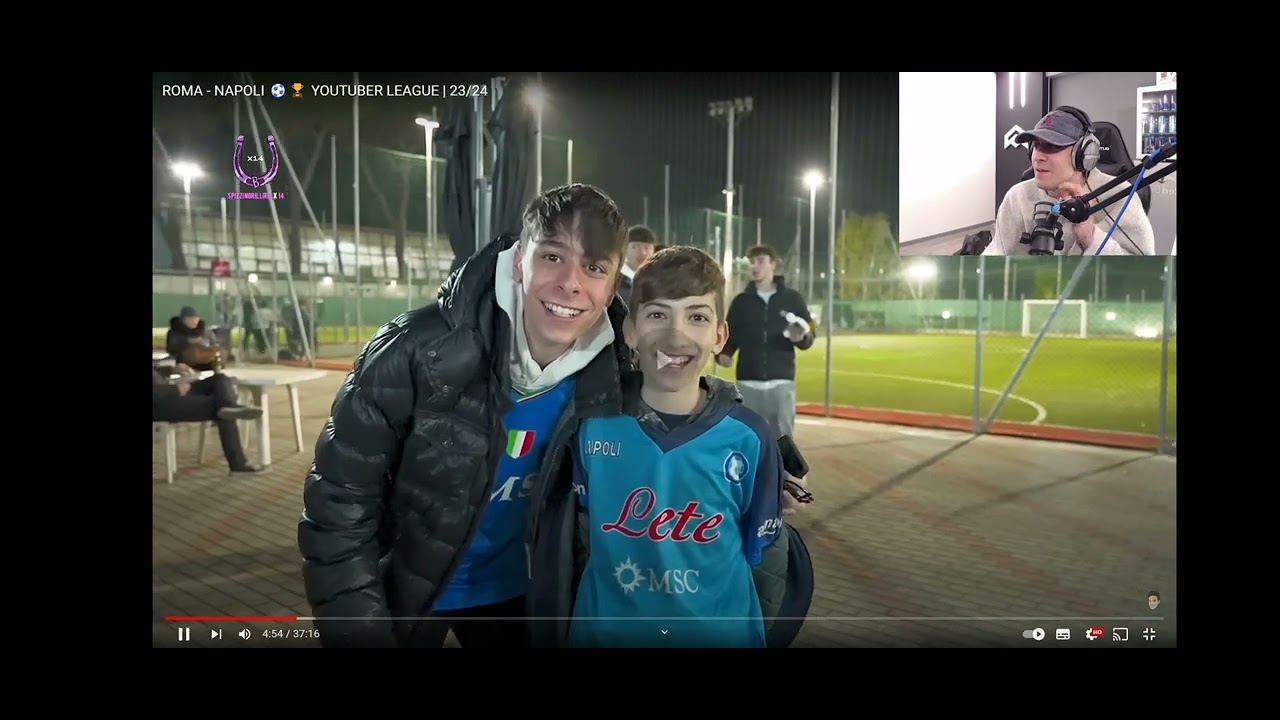 Blur reagisce a Roma vs Napoli Youtuber League ⚽