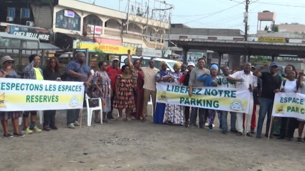 MAKEPÈ : DES FIDÈLES CHRÉTIENS MANIFESTENT CONTRE UN PROJET DE DESTRUCTION D'UN ESPACE VERT